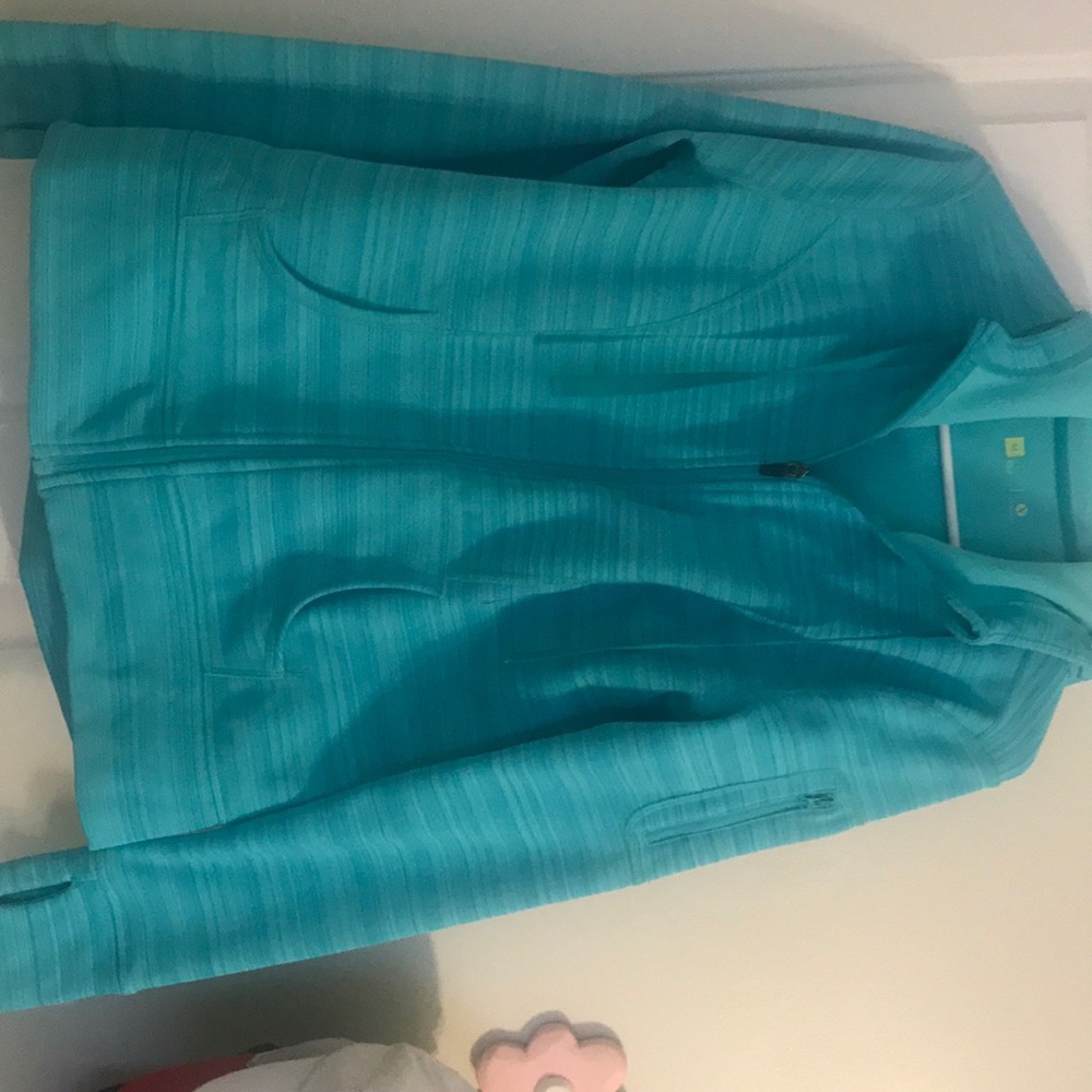 Sport zip up